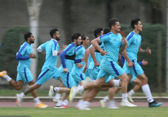 غیبت ۴ بازیکن استقلال در دیدار با ذوبآهن