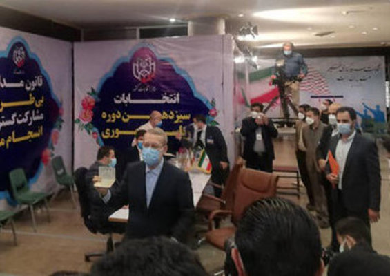 توئیت معنادار علی لاریجانی بعد از ثبت نام در انتخابات