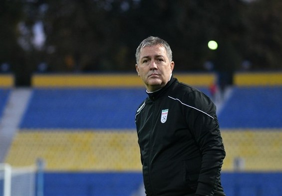 اسکوچیچ: بازیکنی را به خاطر حضور در استقلال و پرسپولیس دعوت نمیکنم