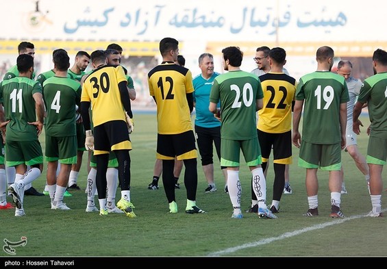 هشدار به فدراسیون فوتبال و تیم ملی؛ از کشک بادمجان تا بی‌احترامی به سرود ایران