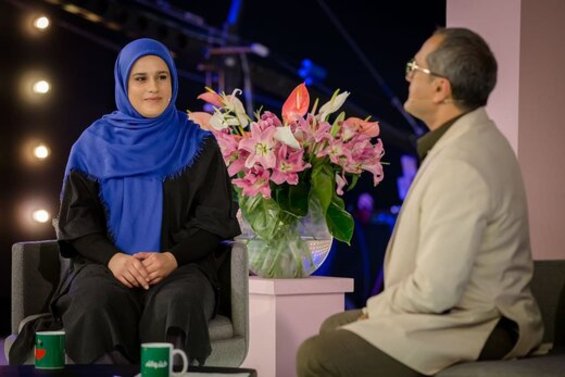 اولین زن وزنهبردار مدالآور ایرانی در جهان مهمان «خندوانه»+عکس