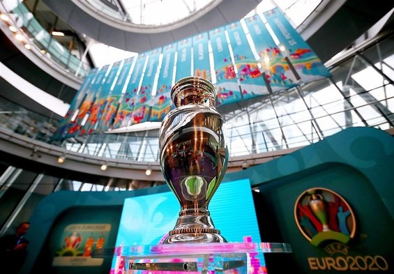 یورو ۲۰۲۰| اعلام اسامی داوران بازی‌های روز دوم