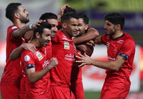 نوروزی: هر ۳ مهاجم پرسپولیس شش دانگ هستند