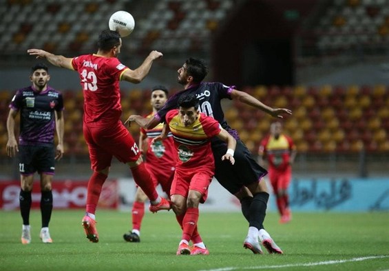 آشوبی: پرسپولیس مقابل فولاد به آب و آتش نزد اما قهرمان می‌شود
