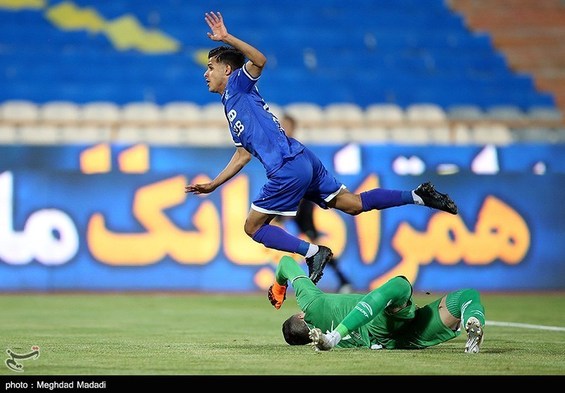 بیانی: مجیدی مشکل دفاع را حل کند