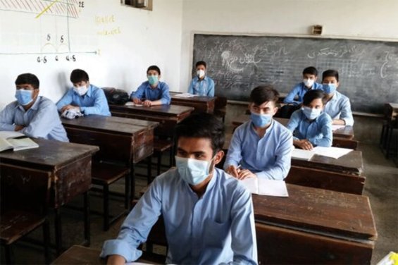 شرایط بازگشایی مدارس در مهر ۱۴۰۰ چگونه است؟  تزریق واکسن کرونا به معلمان مدارس غیردولتی