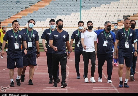 ادامه غیبت مربی استقلال در تمرینات
