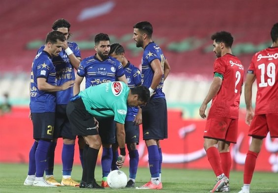 گیتار ارسلان مطهری پاسخ کُری‌ پرسپولیسی‌ها بود