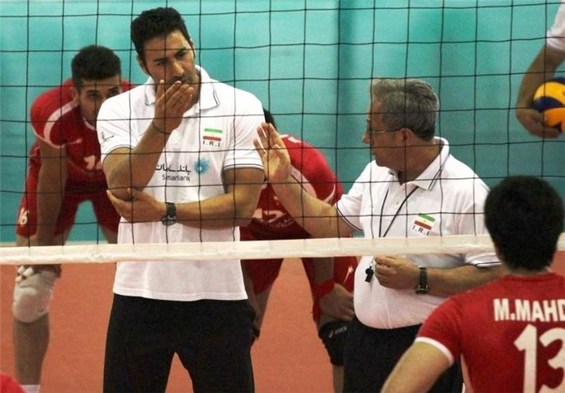 مساجدی: غرور کاذب، والیبال ایران را فرا گرفته است