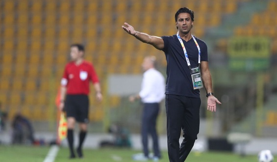 پوست خربزه زیر پای فرهاد مجیدی/ نیمکت استقلال لرزان شد