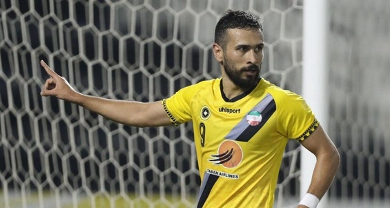 حمله مدیرعامل استقلال به گزینه‌ پرسپولیس در نقل و انتقالات