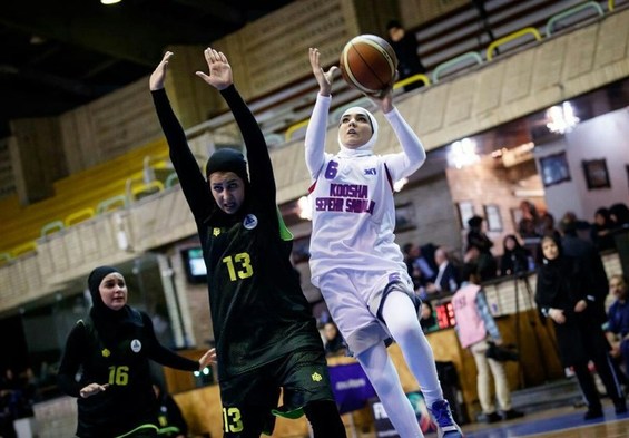 پیروزی مدعیان در لیگ برتر بسکتبال بانوان  برتری سه رقمی گروه بهمن تهران