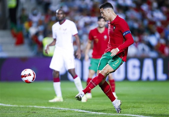 برتری پرتغال مقابل قطر در دیداری دوستانه  رونالدو با عبور از رکورد راموس تاریخ‌ساز شد