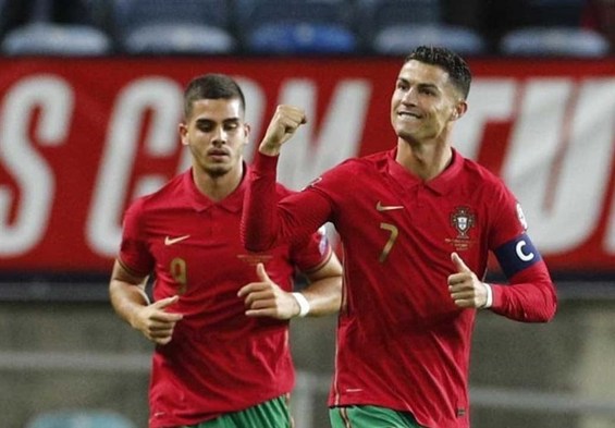 انتخابی جام جهانی ۲۰۲۲| انگلیس در خانه به مجارها امتیاز داد/ صعود دانمارک در شب پیروزی پرتغال با هت‌تریک رونالدو