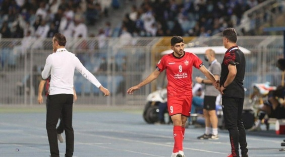 عذرخواهی ستاره پرسپولیس از گل محمدی