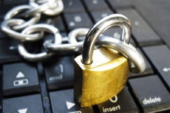 طرح صیانت از حقوق کاربران فیلتر کردن نیست/ وجود اینستاگرام و تلگرام در ایران برای آمریکا غنیمت است