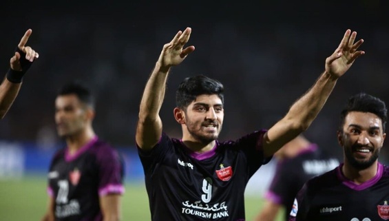 شباهت ها و تفاوت های شماره ۹ با جادوگر پرسپولیس
