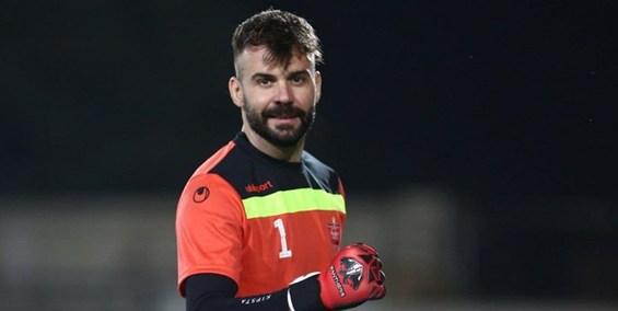 وعده باشگاه پرسپولیس به دروازه بان کروات تماس کنعانیزادگان با صدری برای دریافت طلب