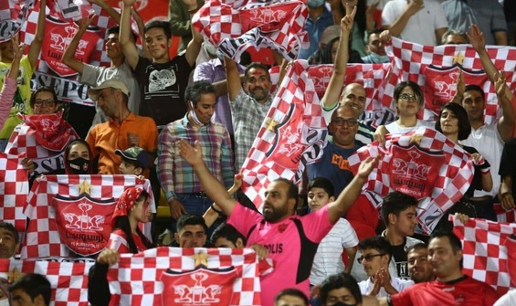 واکنش تند پرسپولیسی‌ها به اسپانسر مشترک با استقلال