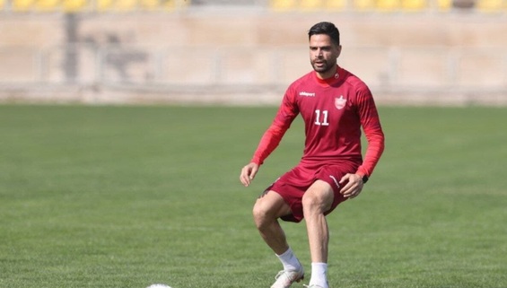 این ستاره پرسپولیس جایی در برنامههای گل محمدی به عنوان بازیکن ثابت ندارد
