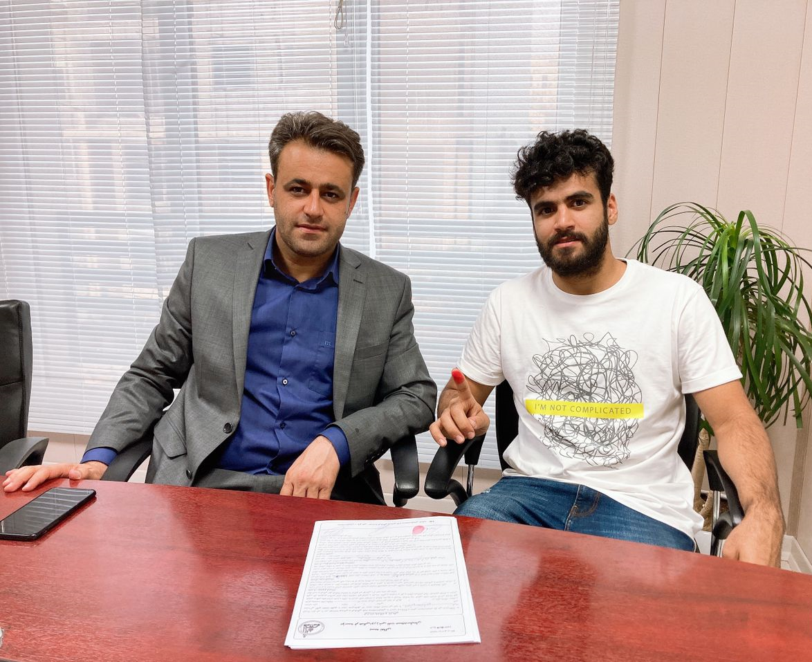 قرارداد مدافع نفت مسجدسلیمان تمدید شد +عکس قرارداد مدافع نفت مسجدسلیمان تمدید شد +عکس