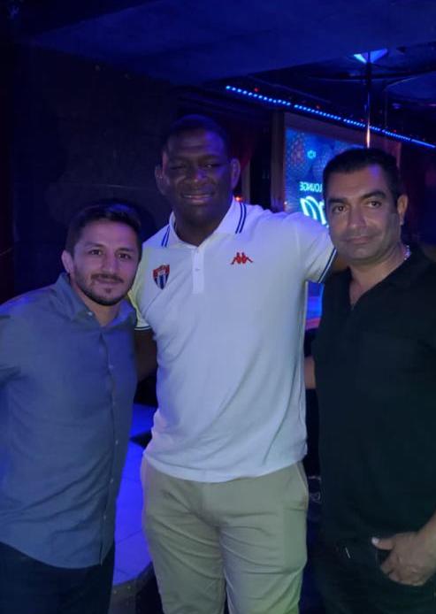 دیدار بزرگان کشتی در توکیو دیدار بزرگان کشتی در توکیو