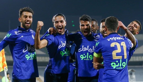 کار سخت مهاجمان استقلال برای رسیدن به ترکیب اصلی