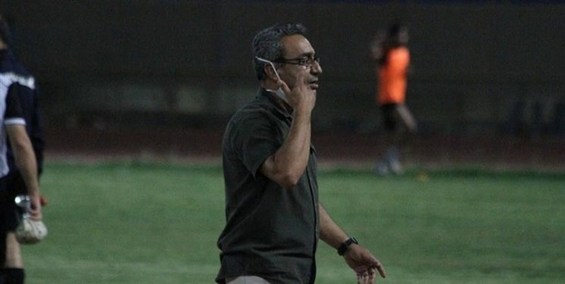 حاشیه بازی فجر و استقلال| موبایل مدیر تیم شیرازی ضبط شد/اعتراض شدید کلانتری به داور