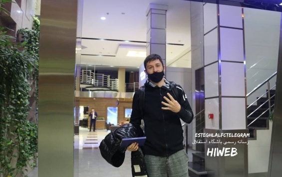 برمی‌گردم و با استقلال دوگانه را می‌برم