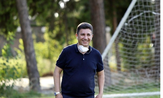 مربی پرافتخار استقلالی صدر جدول را از آبی ها می گیرد؟