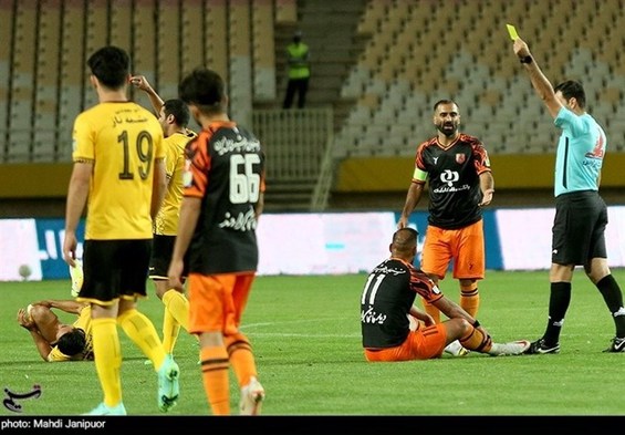 لیگ برتر فوتبال| آغاز هفته دوم با یک ابهام  مدعی قهرمانی در تقابل با سختکوش‌ها