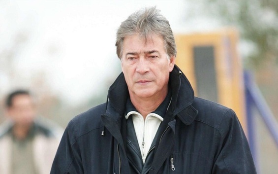 ماجرای عجیب سفر یک ماهه دروازه‌بان استقلال و شهباز به انگلستان