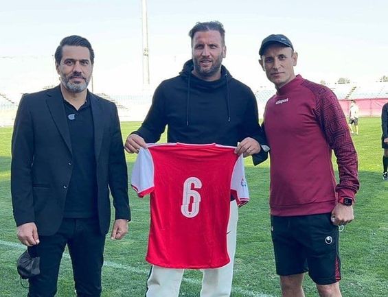 پرسپولیس و سپاهان شانس اصلی قهرمانی هستند/ سید جلال مثل باره سی و مالدینی است!