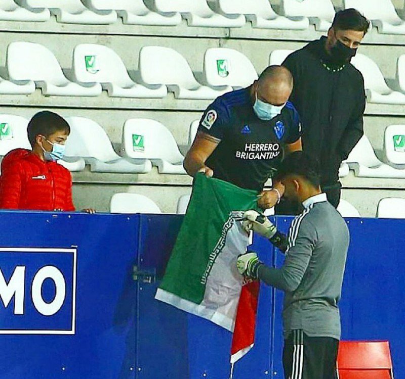 جواب عابدزاده به کار زیبای یک هوادار/عکس