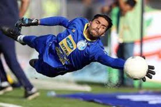 تجربه، فاکتور مهم‌تر در داربی‌/ حسینی سنگربان آبی‌ها می‌شود؟