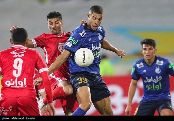 قفل شدن دربی ۹۷ با فنی که استقلال به پرسپولیس زد