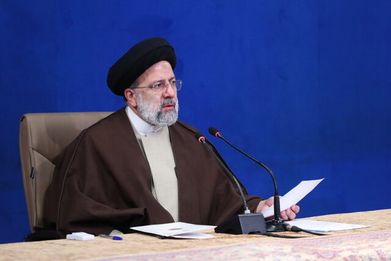 رئیس جمهور: دستگاههای مسئول، عوامل مداخلهگر در بازار ارز را شناسایی کنند