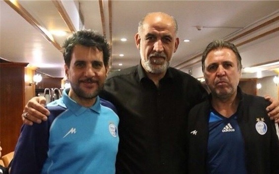 این داوریها نباشد گل محمدی بیچاره میشود/ این آتش بالاخره دامن پرسپولیس را میگیرد
