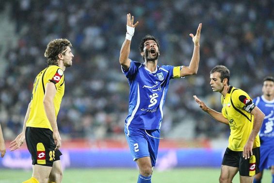 نگاهی به تاریخچه بازی استقلال-سپاهان