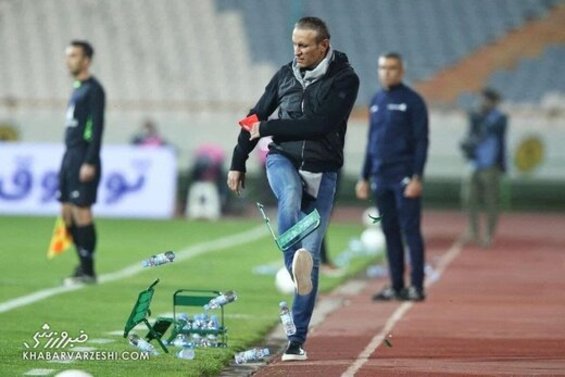 گل‌محمدی منتظر لغزش رقبا