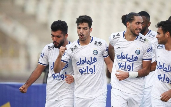 دکتر رکورد دار بازی در استقلال شد/ مهاجمی با دو دقیقه بازی!