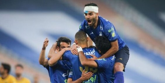 عکس یادگاری استقلالی‌ها پس از یک برد شیرین