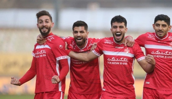 اقدام عجیب باشگاه پرسپولیس درباره ستاره پرسپولیس؛ همه جز یکی!/واکنش فوری بازیکن جنجالی پرسپولیس