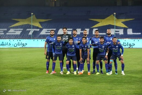 بوسه یک استقلالی برای مادر+عکس