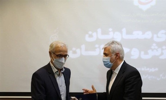 مشاور وزیر ورزش خبر داد؛ دو گزینه مدیرعاملی پرسپولیس مجوز نگرفتند