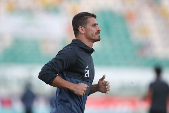 کاپیتان استقلال برگشت