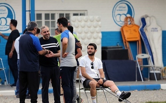 جلسه فنی مجیدی با بازیکنان استقلال  بازگشت مدافع مصدوم به تمرین آبی‌پوشان