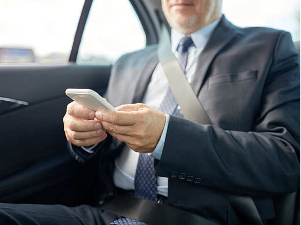 خرید ارزان&zwnj;ترین بیمه شخص ثالث خودرو با بیشترین تخفیف در پاییز 1400