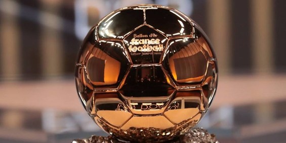 فرانس فوتبال امشب دو جایزه اهدا می کند/مسی و لواندوفسکی هر دو توپ طلا می برند؟