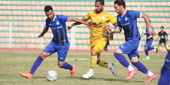 تصمیم جوانمردانه سرمربی استقلال مقابل حریف 10نفره